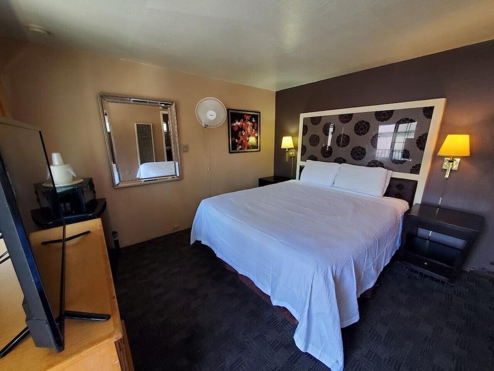 Bluebird Day Inn & Suites South Lake Tahoe Εξωτερικό φωτογραφία